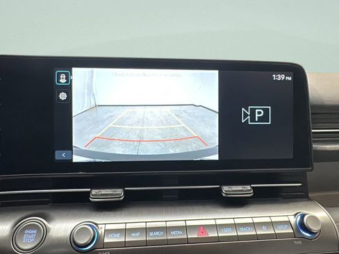 Certified 2025 Hyundai Kona SEL image 24