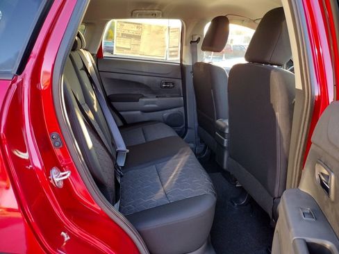 New 2025 Mitsubishi Outlander Sport ES image 9