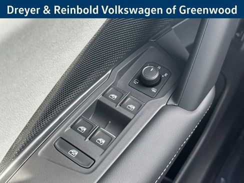 New 2026 Volkswagen Tiguan SEL R-Line image 25