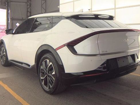 Used 2024 Kia EV6 Wind image 8