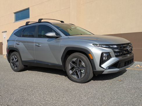 New 2026 Hyundai Tucson SEL image 2