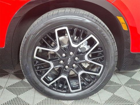 Used 2023 Chevrolet Blazer RS w/ Enhanced Convenience Package image 12