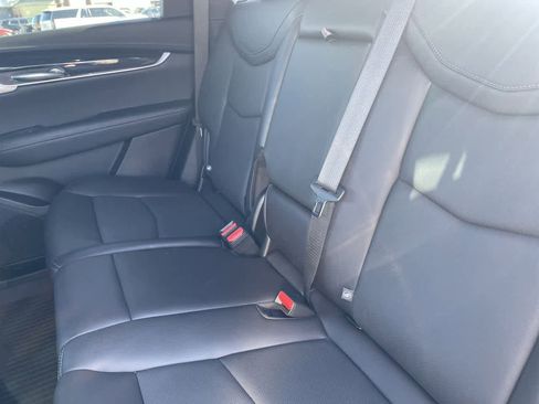Used 2023 Cadillac XT5 Premium Luxury image 19
