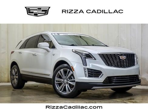 Certified 2024 Cadillac XT5 Premium Luxury w/ LPO, Floor Liner Package image 1