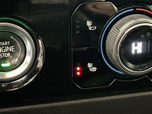 Used 2024 Chevrolet Silverado 1500 LT image 16