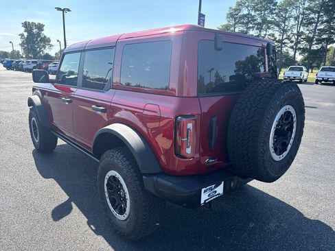 New 2025 Ford Bronco Badlands image 6