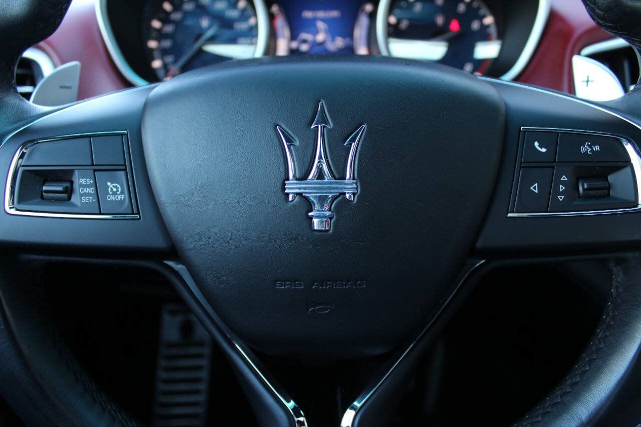 Used 2015 Maserati Ghibli S Q4 AWD/4WD image 8