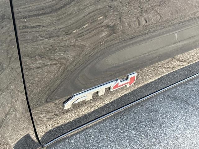 Used 2025 GMC Canyon AT4 AWD/4WD image 11