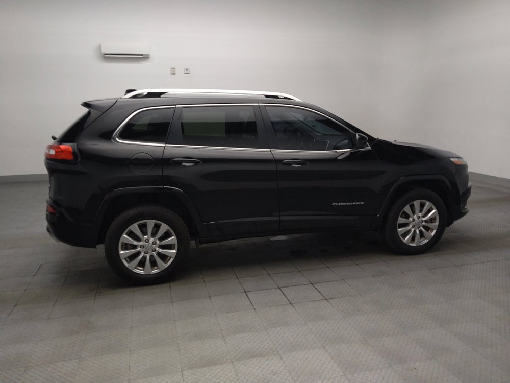 Used 2017 Jeep Cherokee Overland w/ Heavy Duty Protection Group AWD/4WD image 10