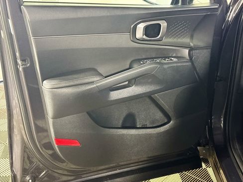 Certified 2023 Kia Sorento EX image 11