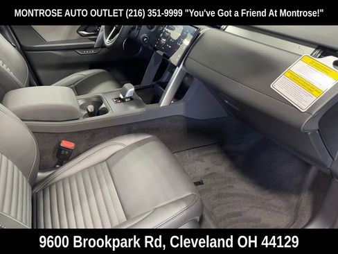 New 2026 Land Rover Discovery Sport Landmark image 49