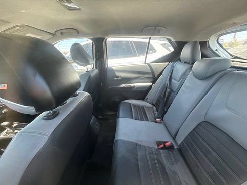 Used 2023 Nissan Kicks SR w/ SR Premium Package FWD image 11