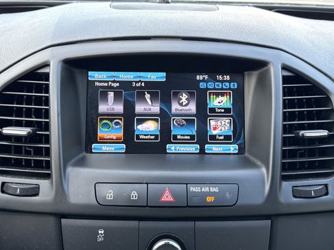 Used 2013 Buick Regal Leather image 22