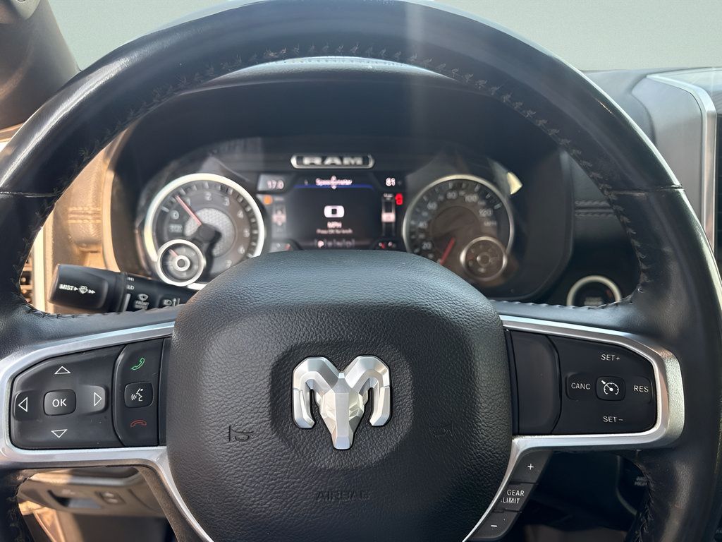 Used 2023 RAM 1500 Laramie AWD/4WD image 15