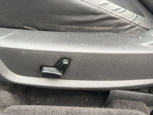 Used 2009 Dodge Challenger SE image 38