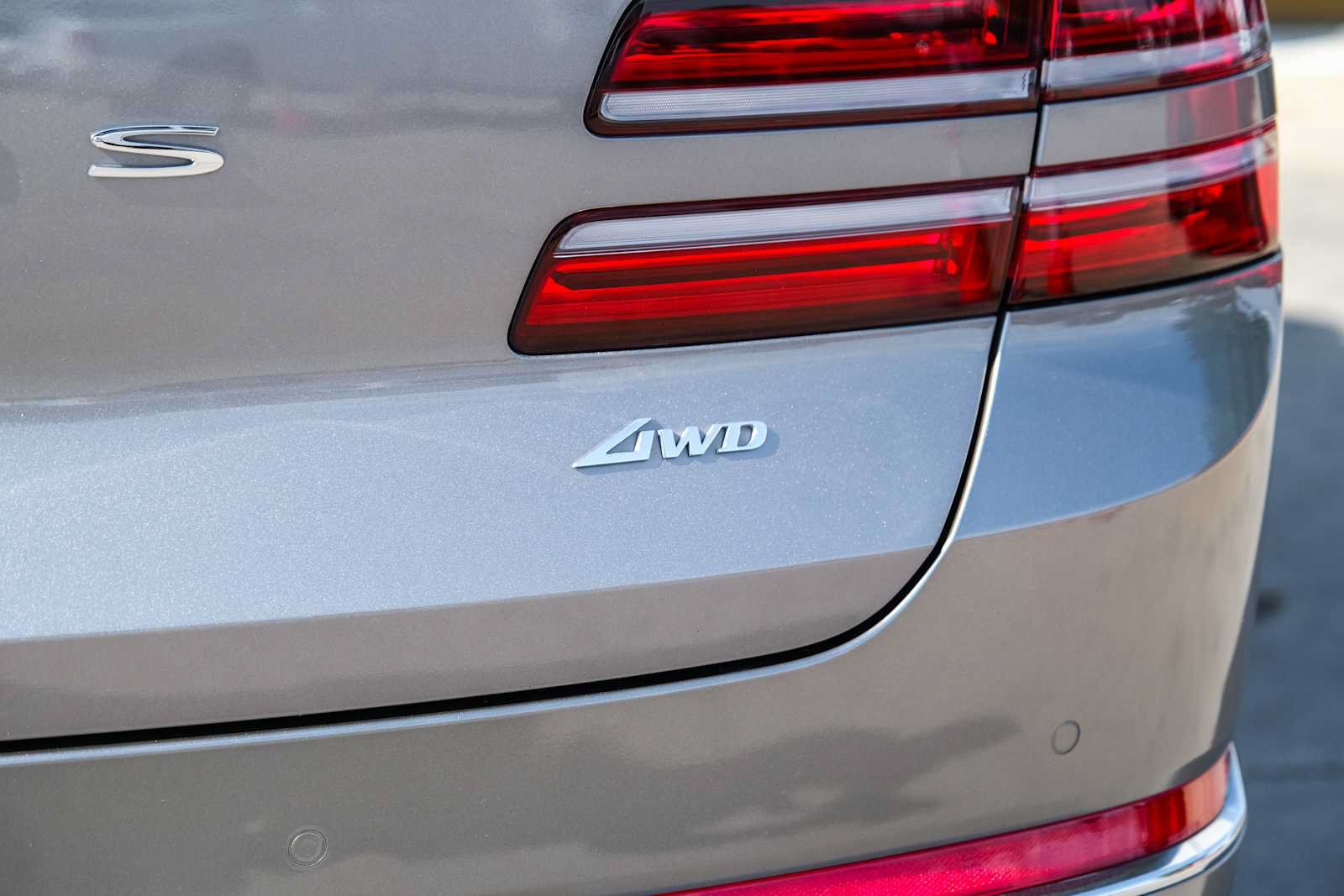 Used 2021 Genesis GV80 2.5T w/ Prestige Package 04 AWD/4WD image 13