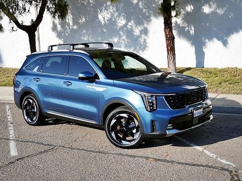 Certified 2025 Kia Sorento SX Prestige AWD/4WD image 1