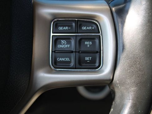Used 2016 RAM 1500 Laramie w/ Convenience Group AWD/4WD image 25