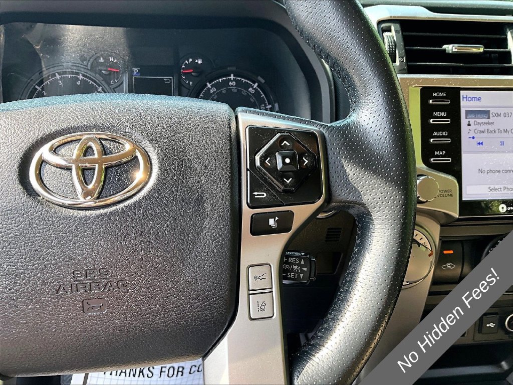 Used 2022 Toyota 4Runner SR5 AWD/4WD image 17