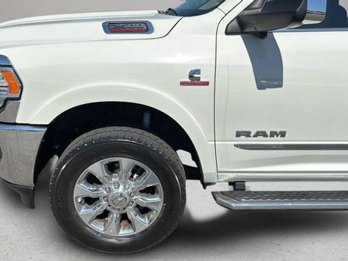 Used 2020 RAM 2500 Limited AWD/4WD image 39