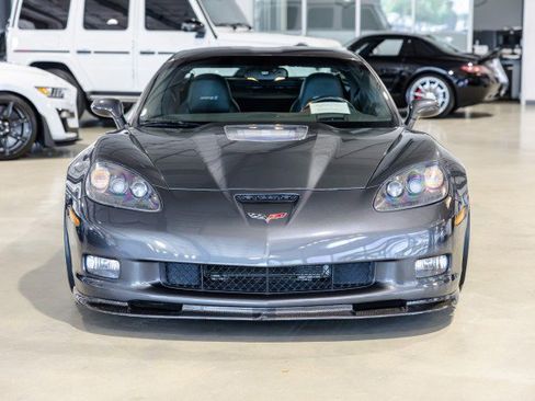 Used 2009 Chevrolet Corvette ZR1 w/ Preferred Equipment Group RWD image 9