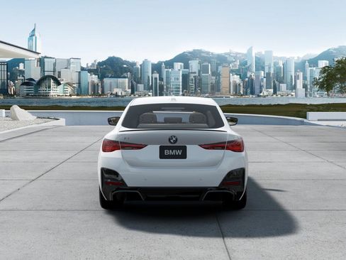 New 2026 BMW i4 xDrive40i AWD/4WD image 5