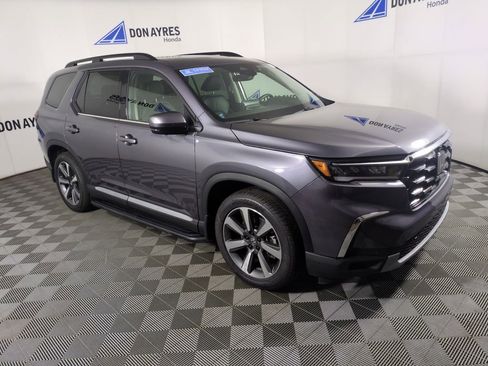 Certified 2024 Honda Pilot Elite image 10