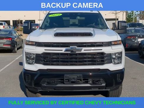 Used 2024 Chevrolet Silverado 2500 Custom w/ Custom Value Package image 13