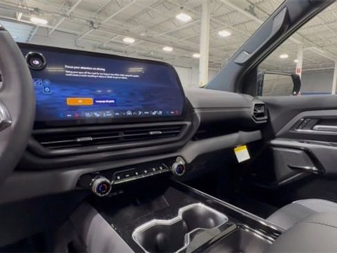 New 2026 Chevrolet Silverado EV LT image 10