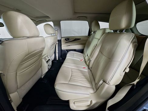 Used 2016 INFINITI QX60 FWD w/ Deluxe Technology Package image 31
