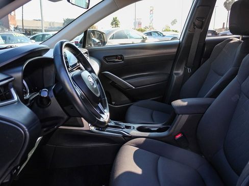 Used 2022 Toyota Corolla Cross LE image 20