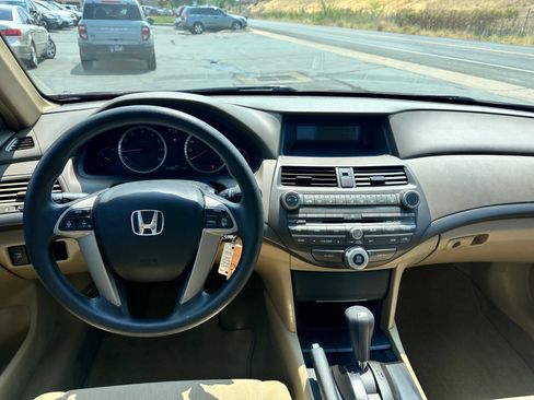Used 2009 Honda Accord LX image 7
