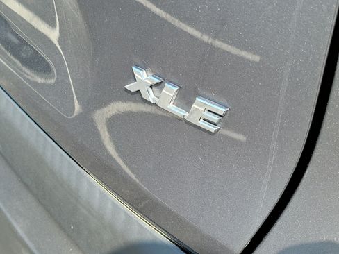 Certified 2021 Toyota RAV4 XLE FWD image 7