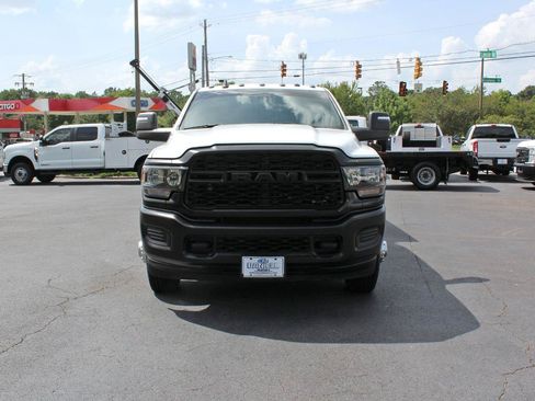 Used 2024 RAM 3500 Tradesman AWD/4WD image 9