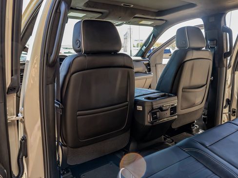 Used 2026 GMC Sierra 2500 AT4X image 33