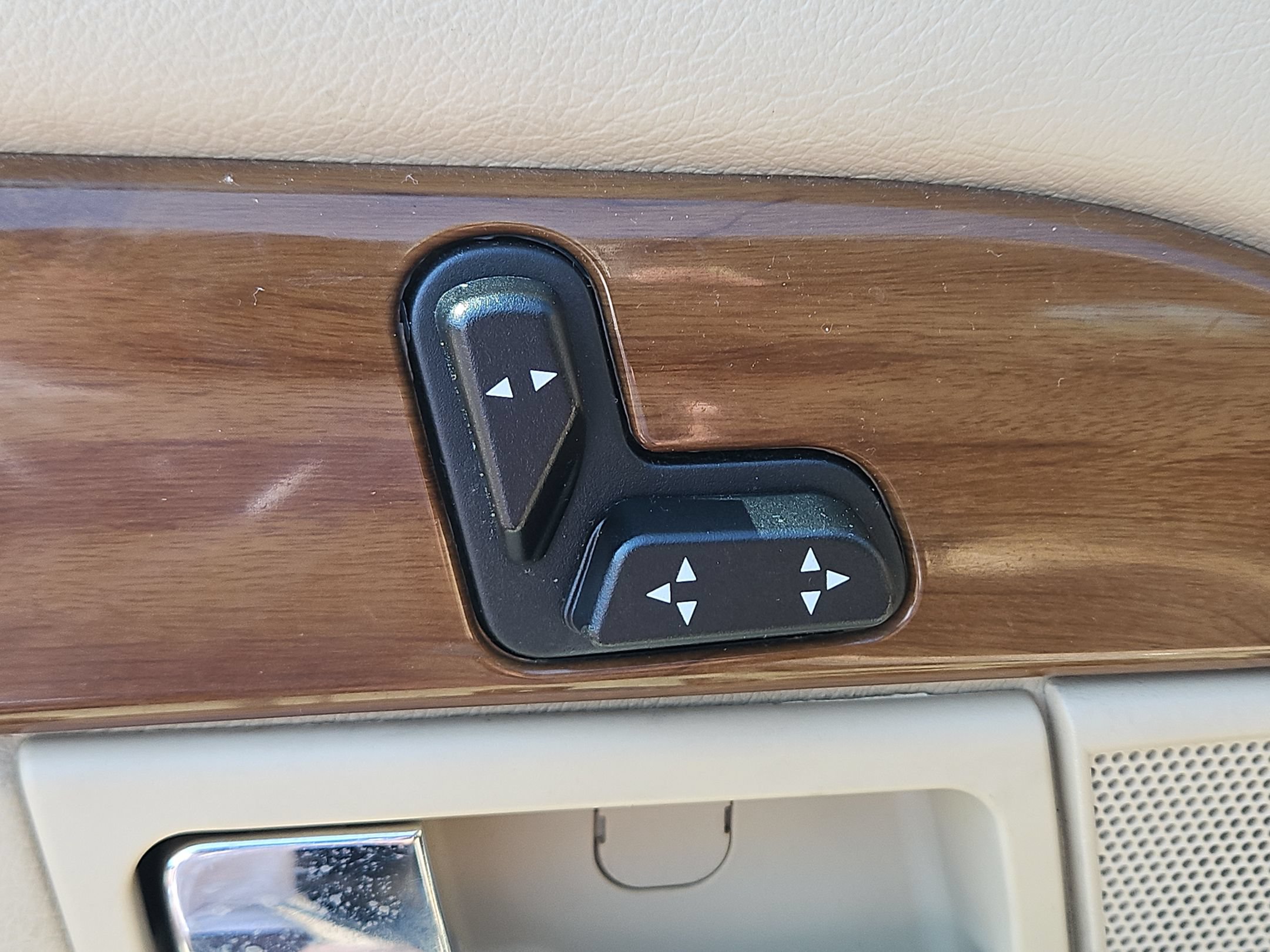 Used 2006 Mercury Grand Marquis LS RWD image 23