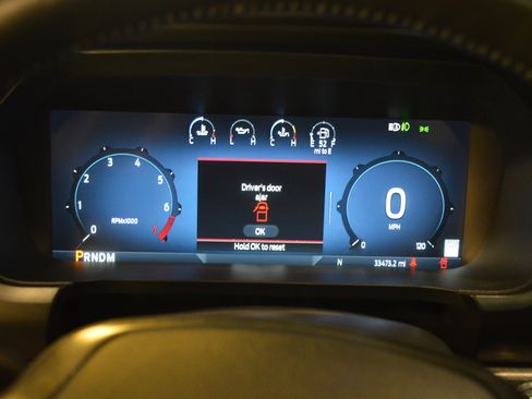 Used 2024 Ford F150 Platinum w/ Equipment Group 702A High AWD/4WD image 17