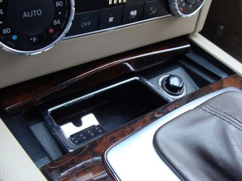 Used 2014 Mercedes-Benz C 300 4MATIC Sedan image 20