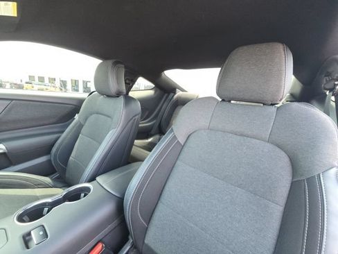 Used 2025 Ford Mustang Coupe RWD image 15