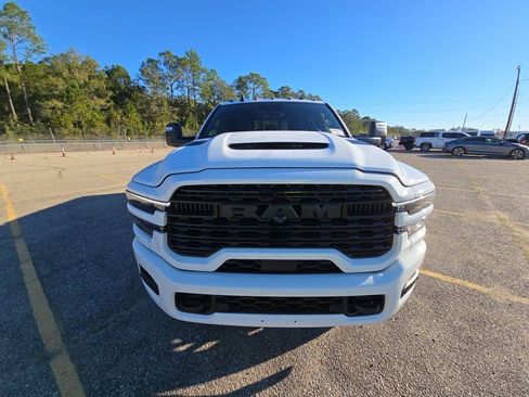 Used 2025 RAM 2500 Limited image 5