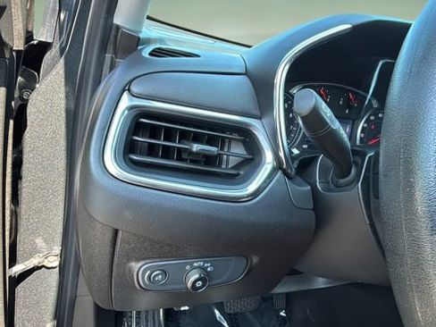 Used 2019 Chevrolet Equinox LT AWD/4WD image 21
