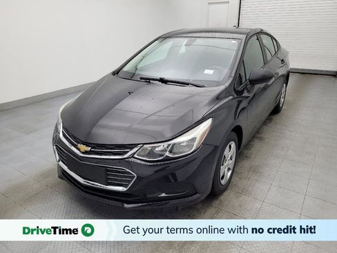 Used 2018 Chevrolet Cruze LS image 1