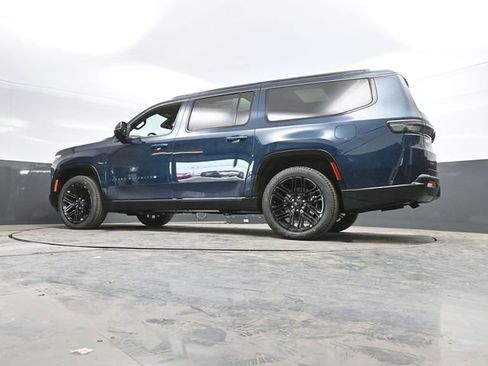 New 2026 Jeep Grand Wagoneer L Limited AWD/4WD image 46