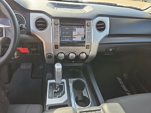 Used 2016 Toyota Tundra SR5 image 26