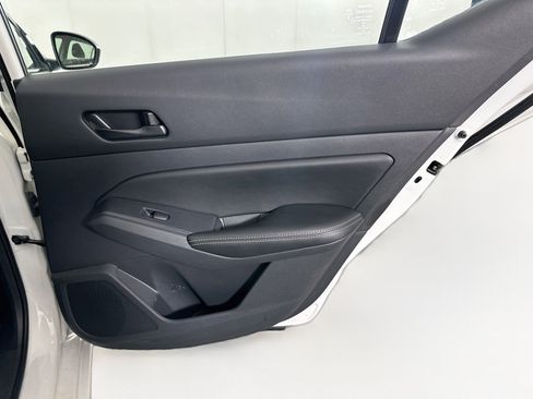 Used 2025 Nissan Altima 2.5 SV FWD image 28