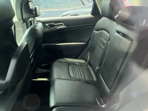 Used 2025 Kia Sportage SX FWD image 5