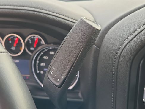 Used 2022 Chevrolet Silverado 1500 LTZ image 14