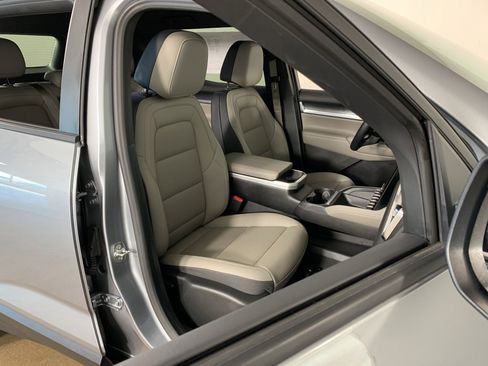 Used 2025 GMC Terrain Elevation w/ Elevation Premium Package image 33