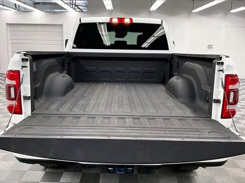 Used 2024 RAM 2500 Big Horn w/ Safety Group image 27