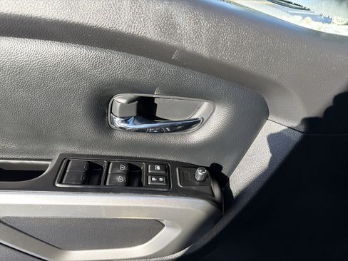 Used 2023 Nissan Titan SV w/ Accessory Utility Package image 13